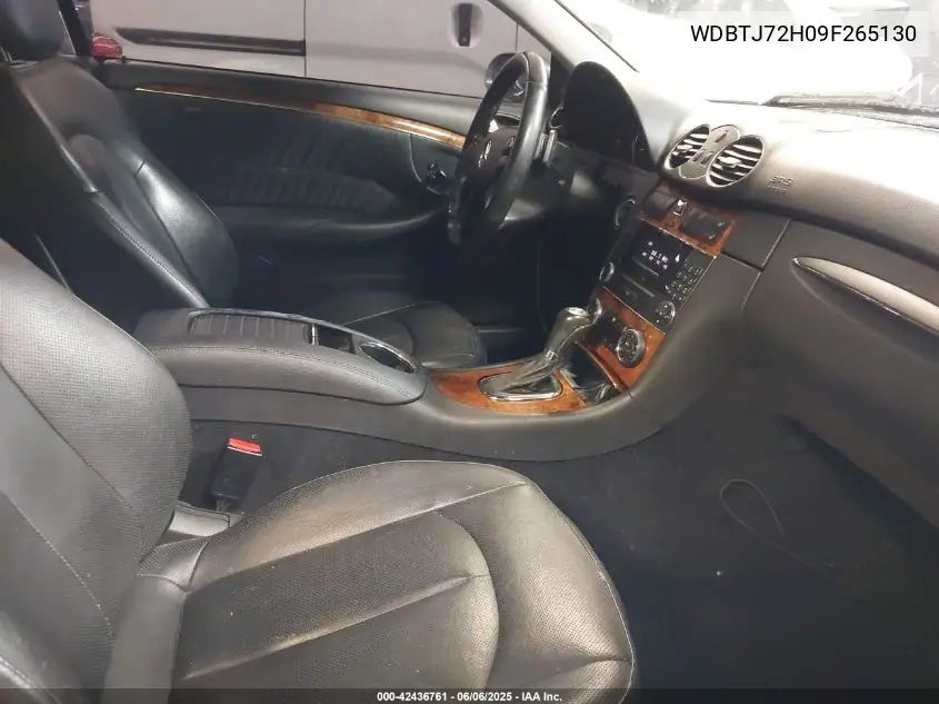 2009 Mercedes-Benz Clk 550 VIN: WDBTJ72H09F265130 Lot: 42436761