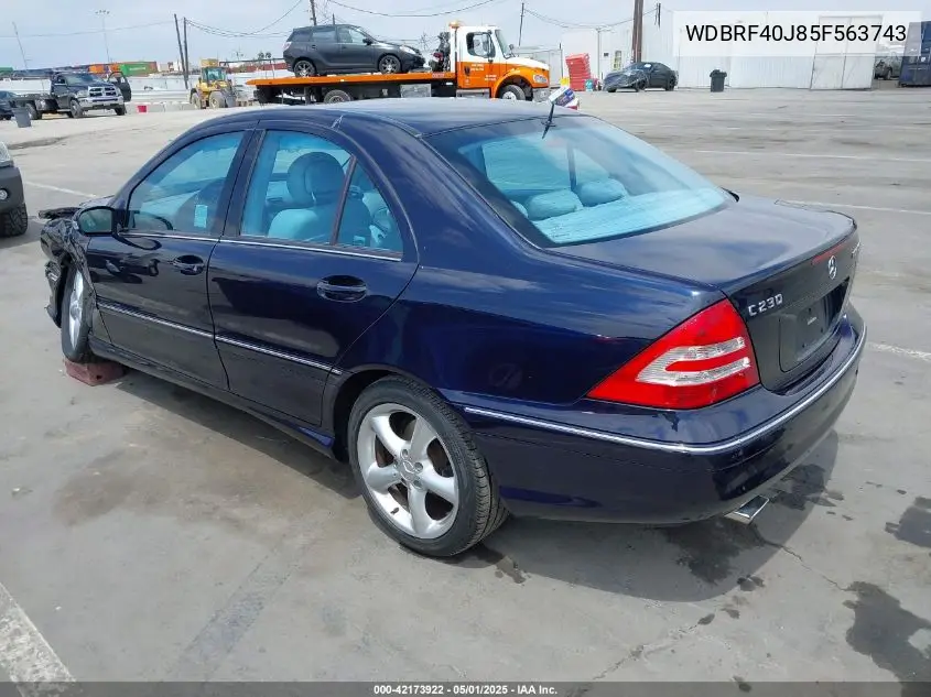 2005 Mercedes-Benz C 230 Kompressor Sport VIN: WDBRF40J85F563743 Lot: 42173922