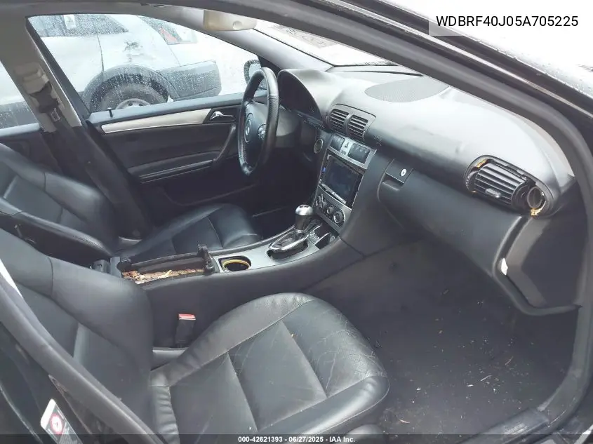 2005 Mercedes-Benz C 230 Kompressor Sport VIN: WDBRF40J05A705225 Lot: 42621393