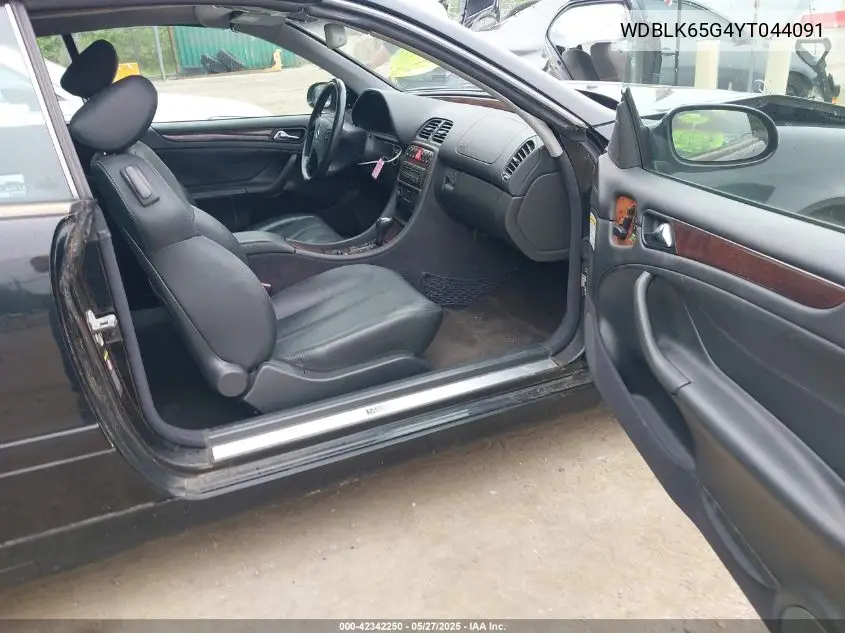 2000 Mercedes-Benz Clk 320 VIN: WDBLK65G4YT044091 Lot: 42342250