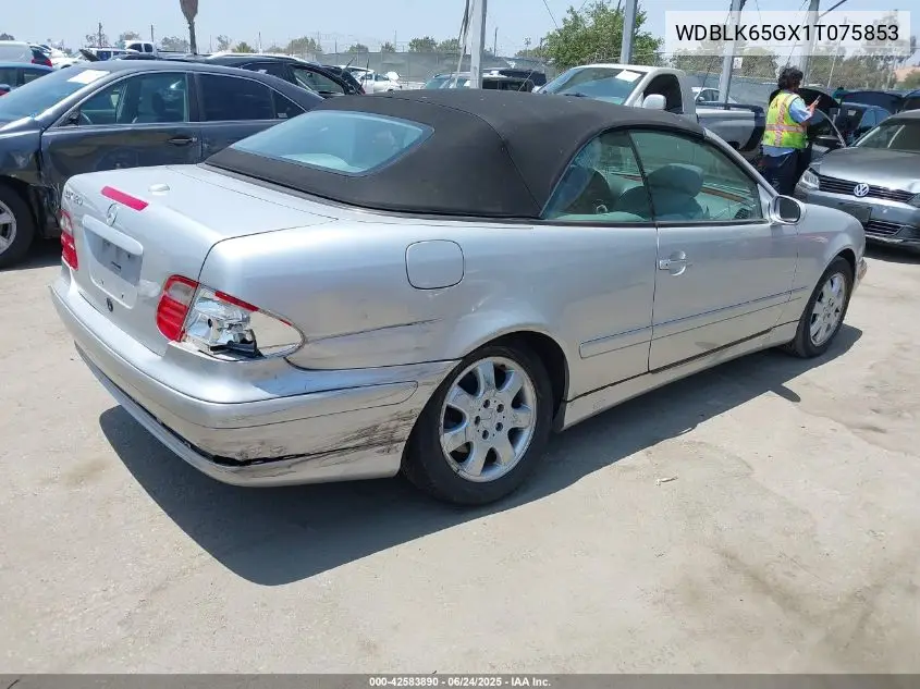 2001 Mercedes-Benz Clk 320 VIN: WDBLK65GX1T075853 Lot: 42583890