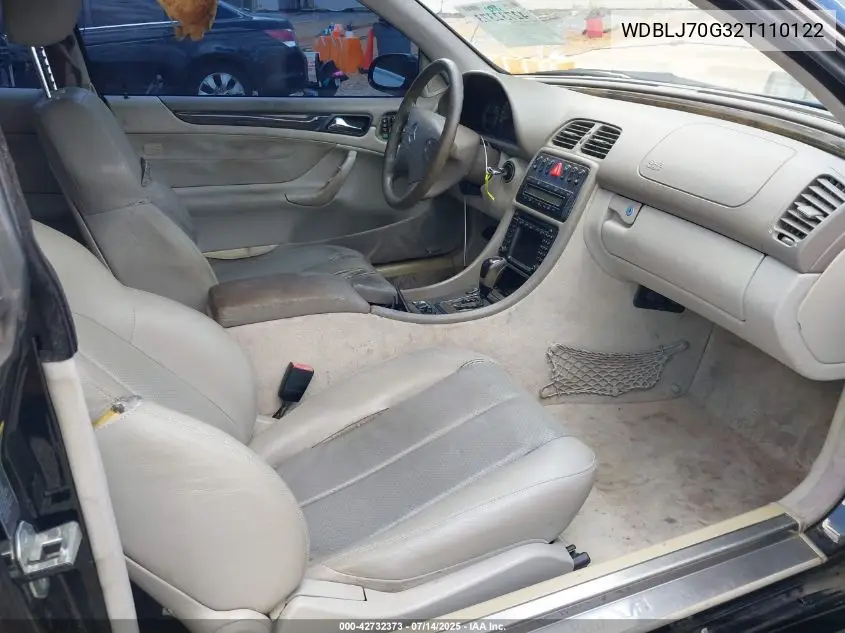 2002 Mercedes-Benz Clk 430 VIN: WDBLJ70G32T110122 Lot: 42732373
