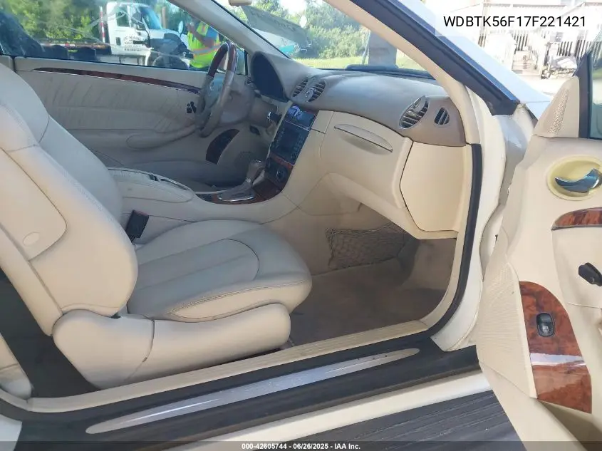 2007 Mercedes-Benz Clk 350 VIN: WDBTK56F17F221421 Lot: 42605744