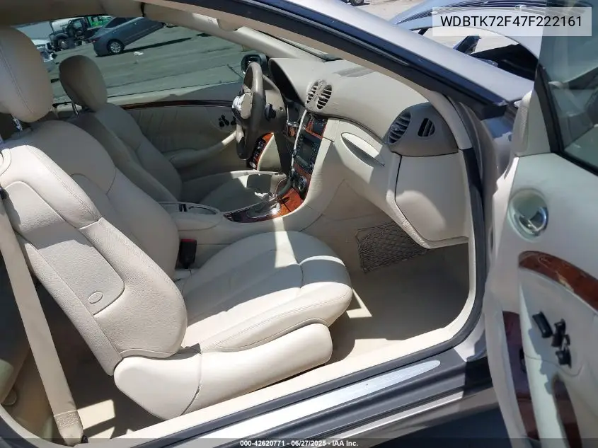 2007 Mercedes-Benz Clk 550 VIN: WDBTK72F47F222161 Lot: 42620771