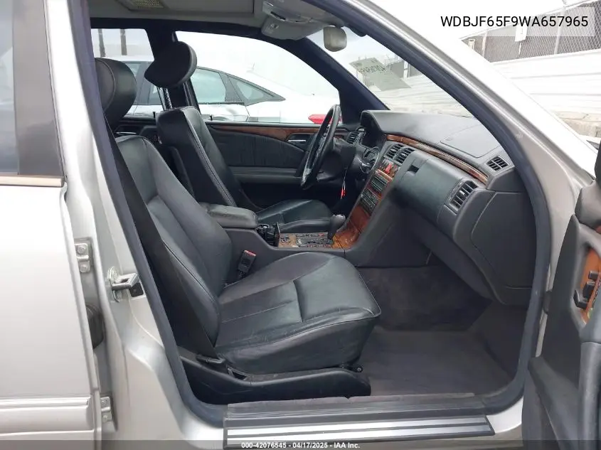 1998 Mercedes-Benz E 320 VIN: WDBJF65F9WA657965 Lot: 42076545