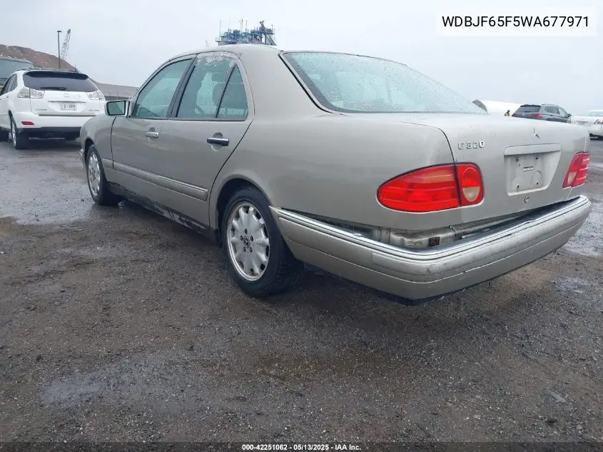 1998 Mercedes-Benz E 320 VIN: WDBJF65F5WA677971 Lot: 42251062
