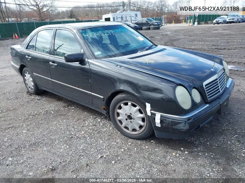 1999 Mercedes-Benz E 320 VIN: WDBJF65H2XA921188 Lot: 41745277