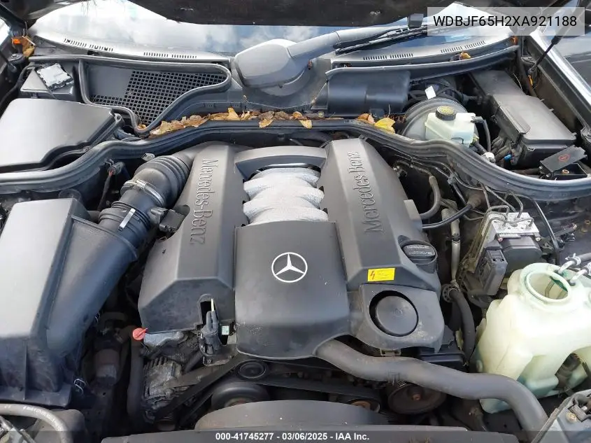 1999 Mercedes-Benz E 320 VIN: WDBJF65H2XA921188 Lot: 41745277