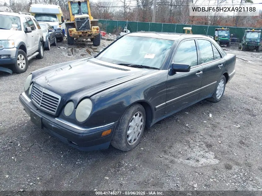 1999 Mercedes-Benz E 320 VIN: WDBJF65H2XA921188 Lot: 41745277