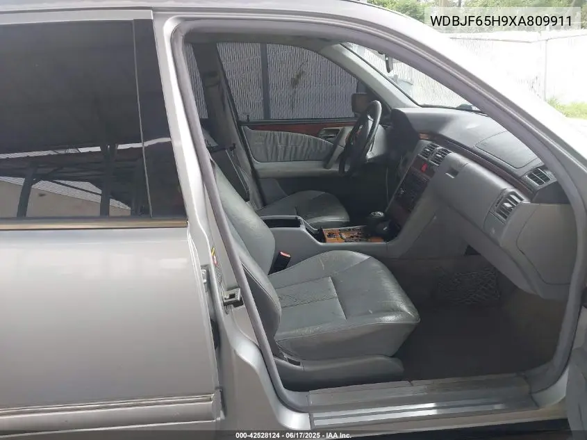 1999 Mercedes-Benz E 320 VIN: WDBJF65H9XA809911 Lot: 42528124