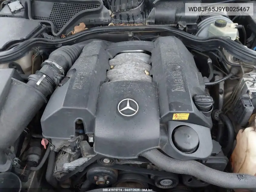 2000 Mercedes-Benz E 320 VIN: WDBJF65J9YB025467 Lot: 41975774