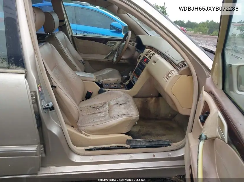 2000 Mercedes-Benz E 320 VIN: WDBJH65JXYB072288 Lot: 42212452