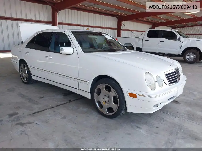 2000 Mercedes-Benz E 320 4M VIN: WDBJF82J5YX029440 Lot: 42520909