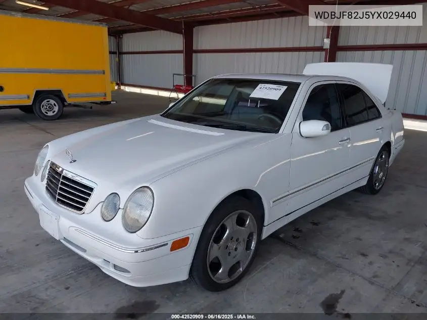 2000 Mercedes-Benz E 320 4M VIN: WDBJF82J5YX029440 Lot: 42520909