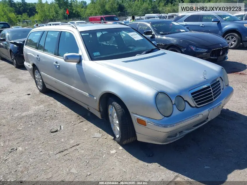 2000 Mercedes-Benz E 320 4M VIN: WDBJH82JXYX039228 Lot: 42584444