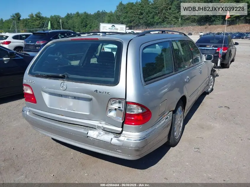 2000 Mercedes-Benz E 320 4M VIN: WDBJH82JXYX039228 Lot: 42584444