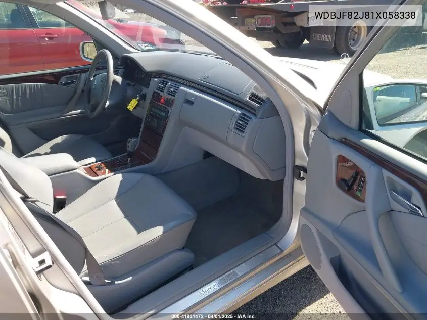 2001 Mercedes-Benz E 320 4M VIN: WDBJF82J81X058338 Lot: 41931472