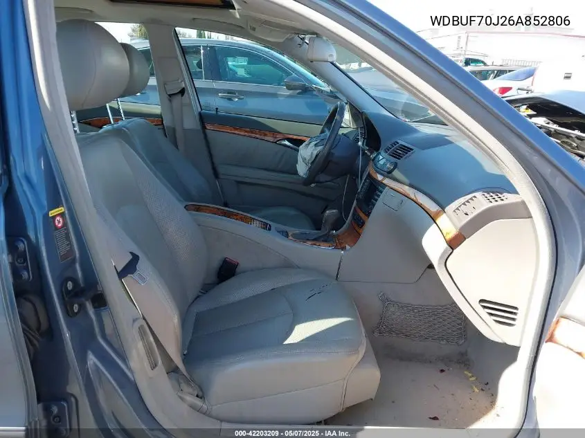 2006 Mercedes-Benz E 500 VIN: WDBUF70J26A852806 Lot: 42203209