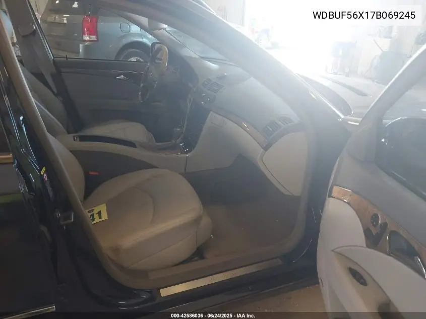 2007 Mercedes-Benz E 350 VIN: WDBUF56X17B069245 Lot: 42586036