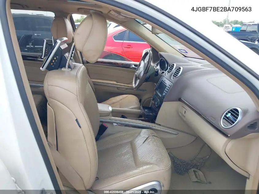 2011 Mercedes-Benz Gl 450 4Matic VIN: 4JGBF7BE2BA709563 Lot: 42556456