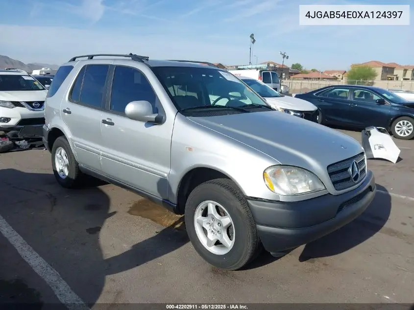 1999 Mercedes-Benz Ml320 320 VIN: 4JGAB54E0XA124397 Lot: 42202911