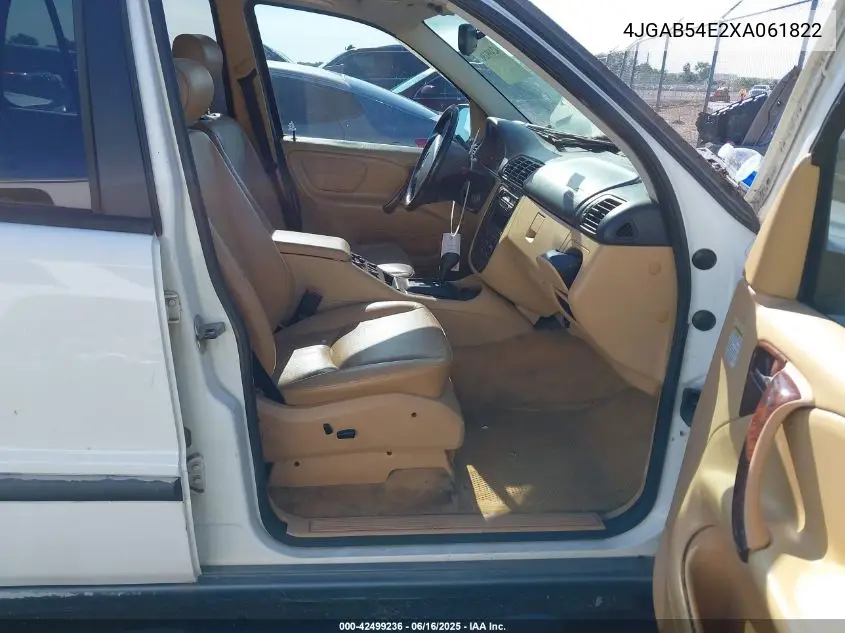1999 Mercedes-Benz Ml 320 VIN: 4JGAB54E2XA061822 Lot: 42499236