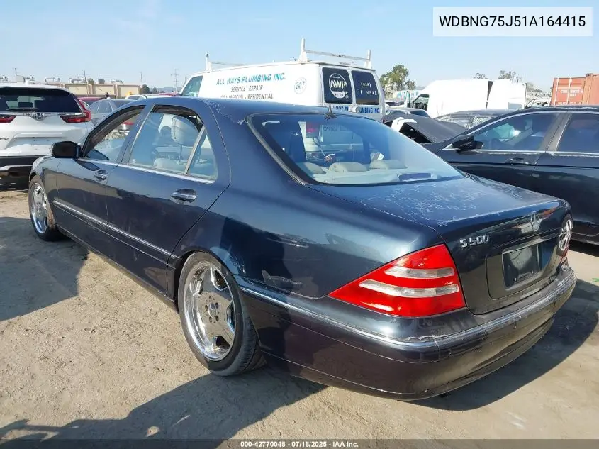 2001 Mercedes-Benz S 500 VIN: WDBNG75J51A164415 Lot: 42770048