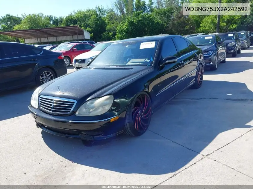 2002 Mercedes-Benz S 500 VIN: WDBNG75JX2A242592 Lot: 42090640