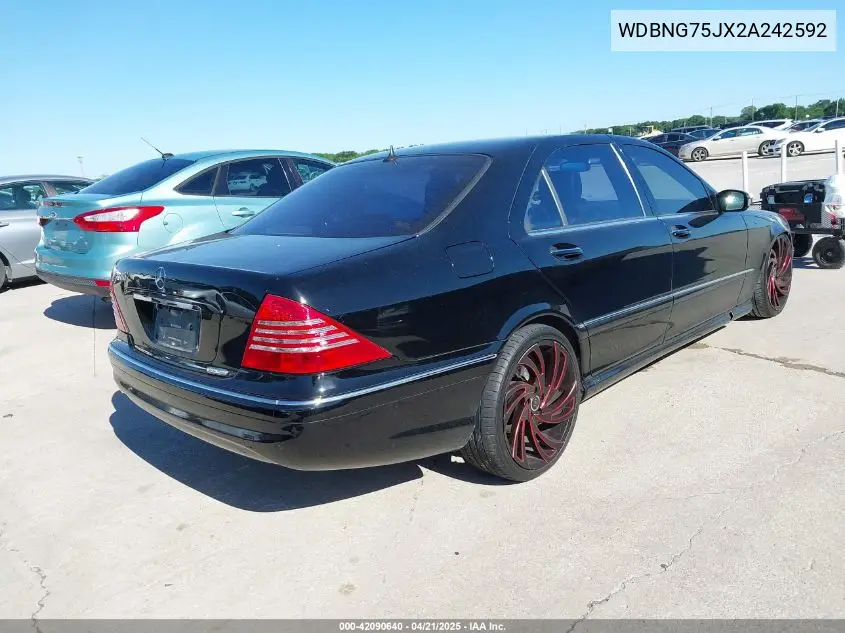 2002 Mercedes-Benz S 500 VIN: WDBNG75JX2A242592 Lot: 42090640