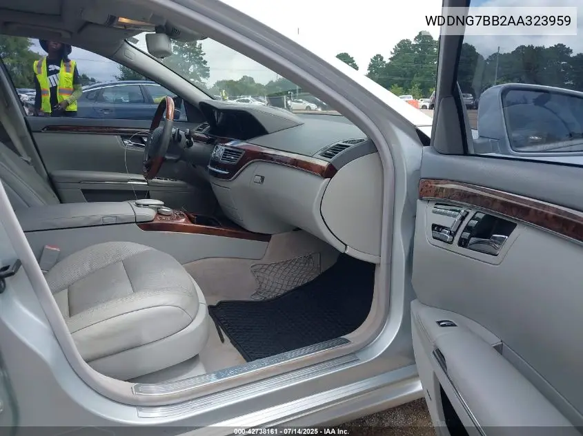 2010 Mercedes-Benz S 550 VIN: WDDNG7BB2AA323959 Lot: 42738161