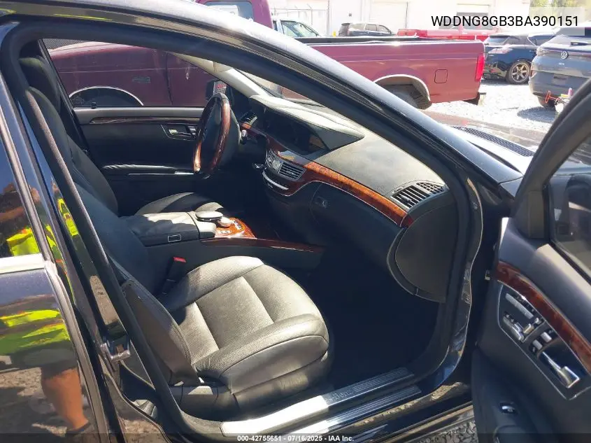 2011 Mercedes-Benz S 550 4Matic VIN: WDDNG8GB3BA390151 Lot: 42755651