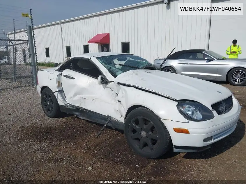 1998 Mercedes-Benz Slk 230 VIN: WDBKK47F2WF040654 Lot: 42447737