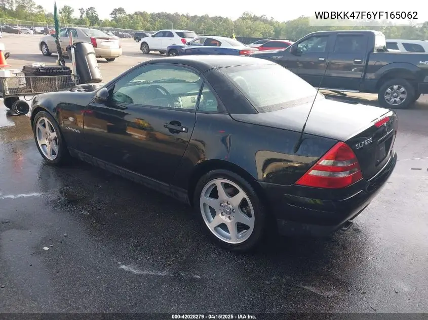 2000 Mercedes-Benz Slk 230 Kompressor VIN: WDBKK47F6YF165062 Lot: 42028279