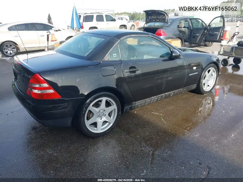 2000 Mercedes-Benz Slk 230 Kompressor VIN: WDBKK47F6YF165062 Lot: 42028279