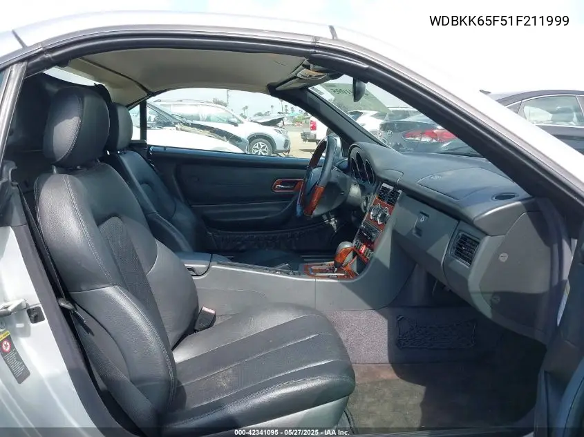 2001 Mercedes-Benz Slk 320 VIN: WDBKK65F51F211999 Lot: 42341095