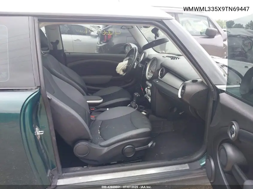 2009 Mini Cooper Clubman VIN: WMWML335X9TN69447 Lot: 42669551