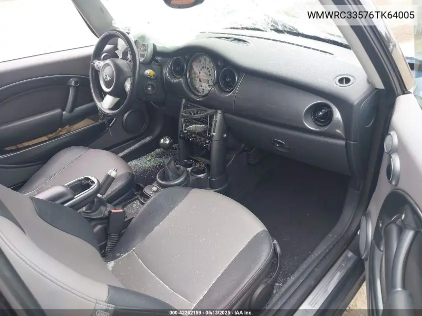 2006 Mini Cooper VIN: WMWRC33576TK64005 Lot: 42262159