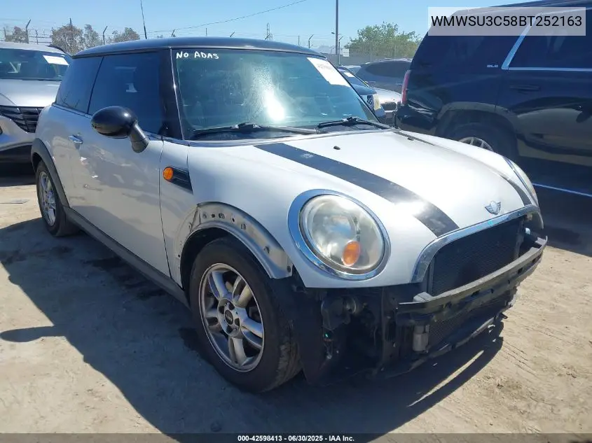 2011 Mini Cooper VIN: WMWSU3C58BT252163 Lot: 42598413