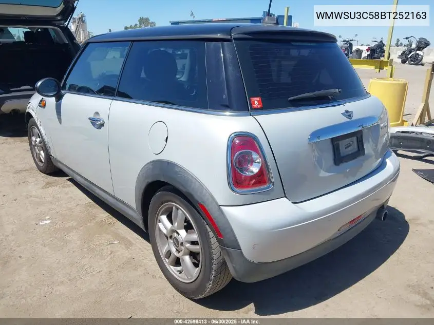 2011 Mini Cooper VIN: WMWSU3C58BT252163 Lot: 42598413