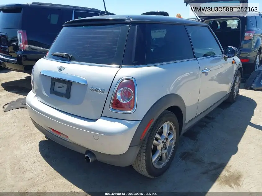 2011 Mini Cooper VIN: WMWSU3C58BT252163 Lot: 42598413