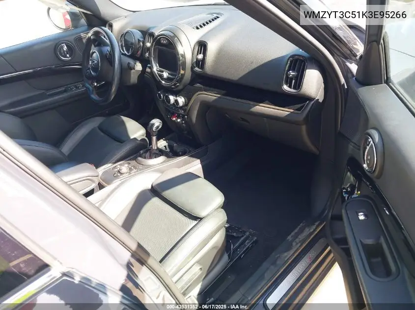 2019 Mini Countryman Cooper S VIN: WMZYT3C51K3E95266 Lot: 42531352