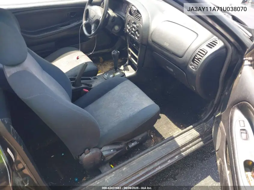 2001 Mitsubishi Mirage De VIN: JA3AY11A71U038070 Lot: 42431663