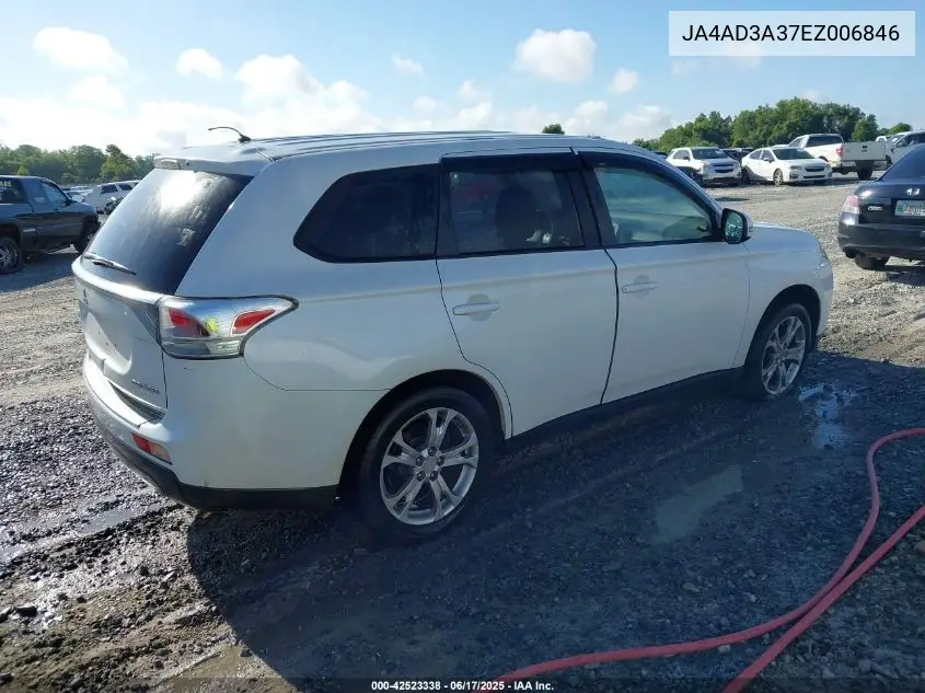 2014 Mitsubishi Outlander Se VIN: JA4AD3A37EZ006846 Lot: 42523338