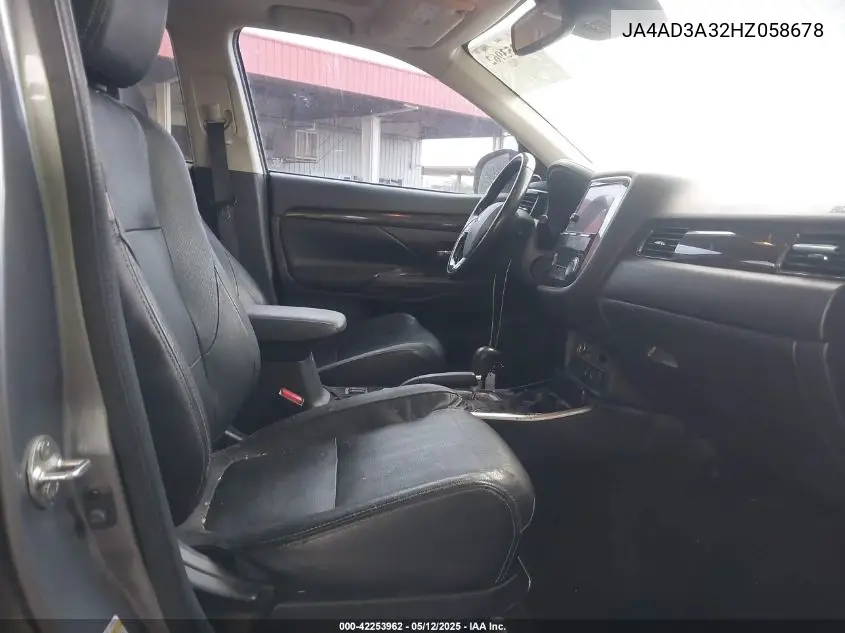 2017 Mitsubishi Outlander Se/Sel VIN: JA4AD3A32HZ058678 Lot: 42253962