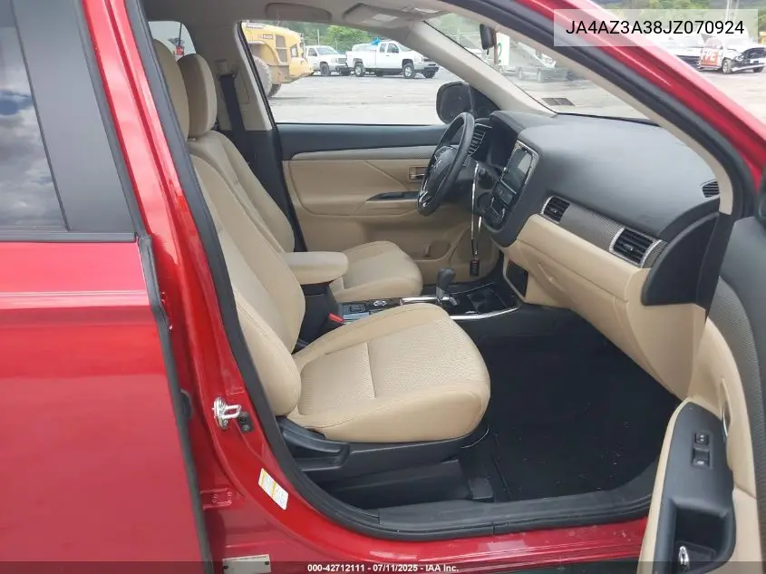 2018 Mitsubishi Outlander Es/Le/Se/Sel VIN: JA4AZ3A38JZ070924 Lot: 42712111