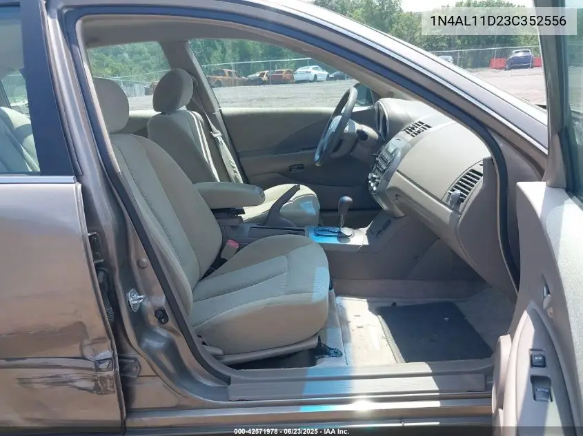 2003 Nissan Altima 2.5 S VIN: 1N4AL11D23C352556 Lot: 42571978
