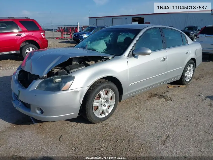 2005 Nissan Altima 2.5 S VIN: 1N4AL11D45C137537 Lot: 42558075