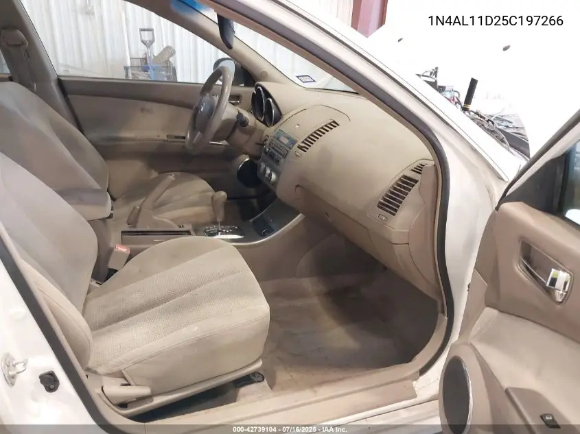 2005 Nissan Altima 2.5 S VIN: 1N4AL11D25C197266 Lot: 42739104