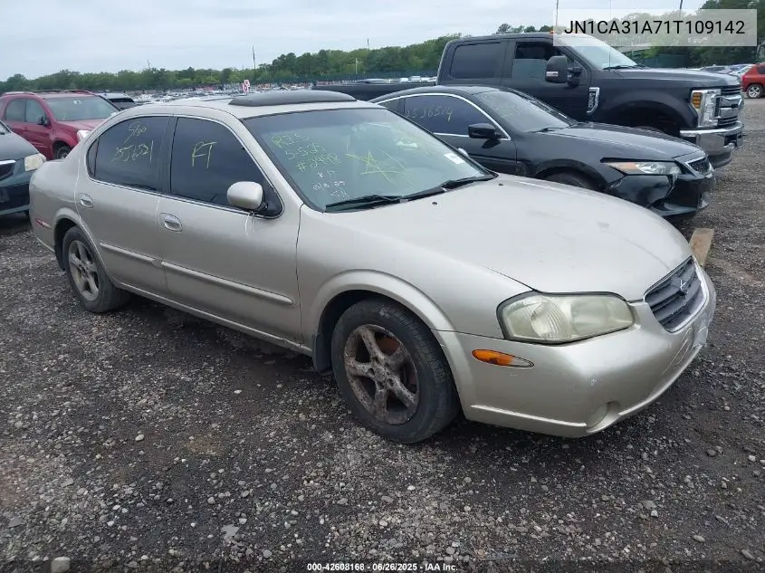 2001 Nissan Maxima Gle VIN: JN1CA31A71T109142 Lot: 42608168