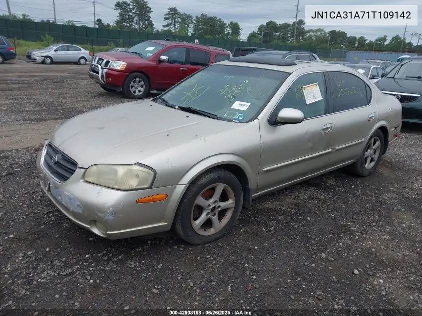 2001 Nissan Maxima Gle VIN: JN1CA31A71T109142 Lot: 42608168